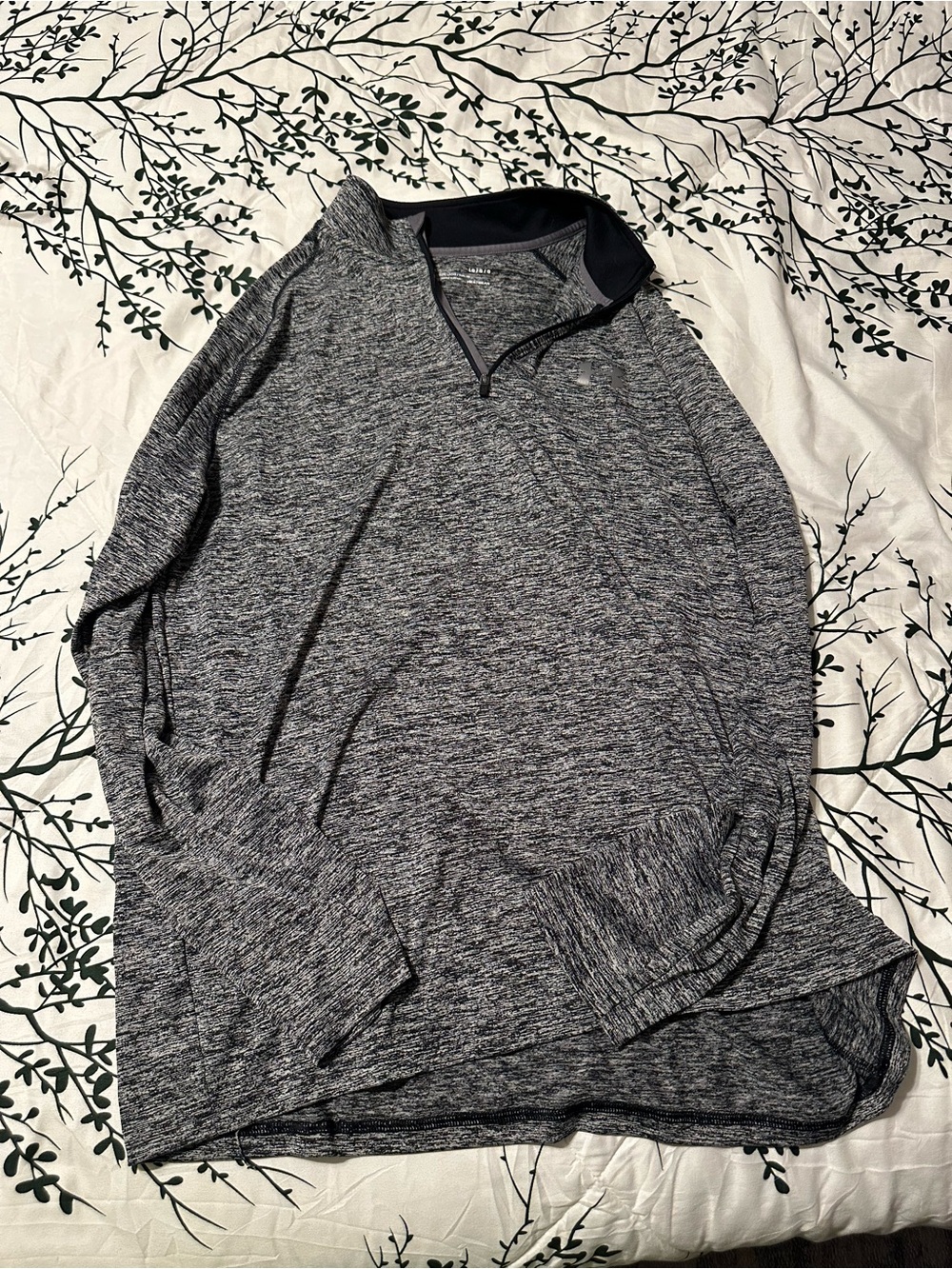 Under Armour Men’s Heather Gray Quarter-Zip Pullover